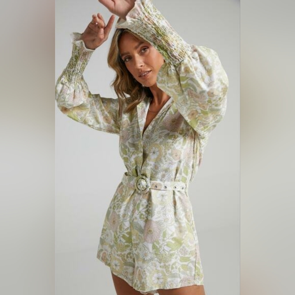 Charlie Holiday Lola Playsuit/Romper, Size USA 4